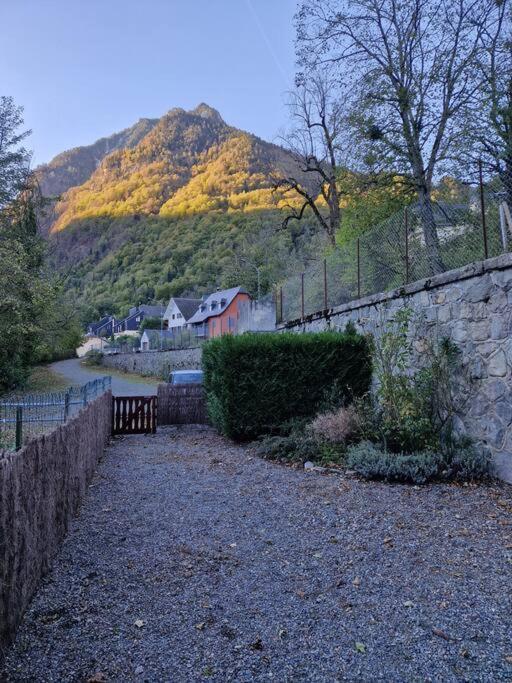 Asphodele, T2 Bis, Exterieur, Wifi, Parking, 6 Personnes Apartment Cauterets